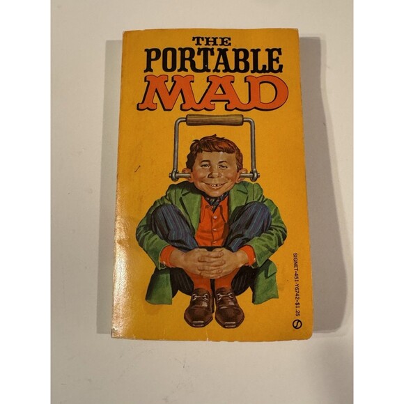 Vintage Paperback THE PORTABLE MAD PAPERBACK By Albert B. Feldstein 1964 - Picture 1 of 6